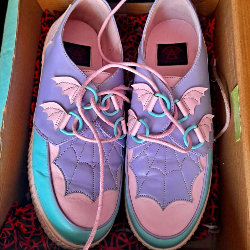 Strange cvlt pastel goth creepers